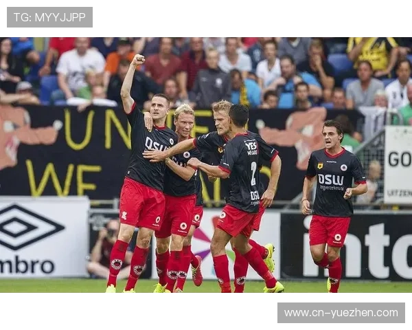 多特蒙德进攻犀利但防守不稳,攻守失衡问题逐步反映在战绩上 多特蒙德进攻犀利但防守不稳,攻守失衡问题逐步反映在战绩上